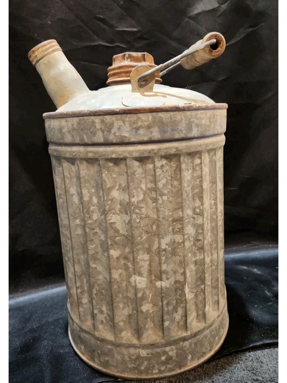 Vntg Galvanized Oil/gas Can 10" Tall With Wooden Handle Great Primitive Display